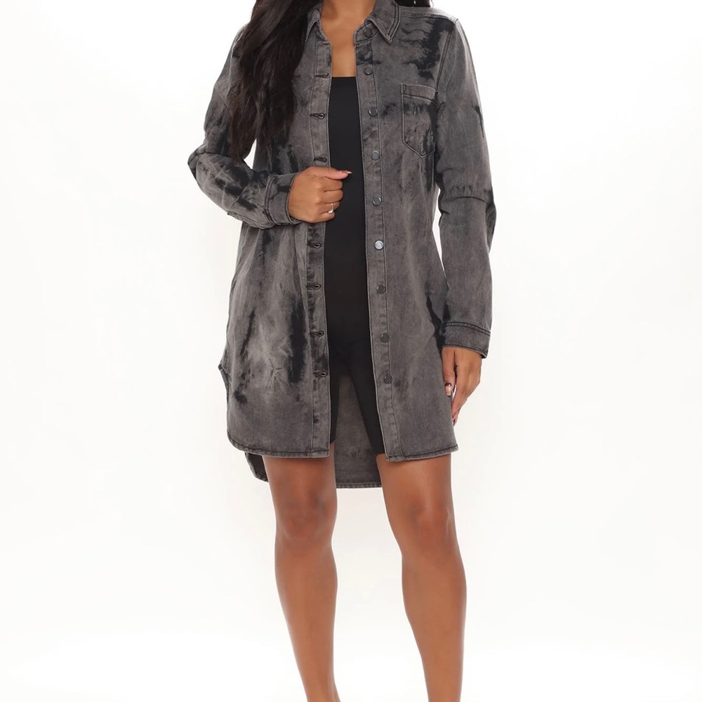 Fashion Nova tie dye grey black denim shacket  NEW with TAG size medium